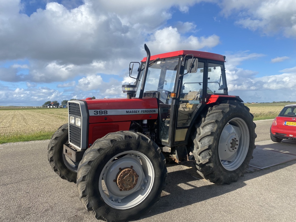 Massey-Ferguson 398 | 01621